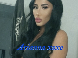 Arianna_xoxo