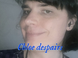 Chloe_despairs