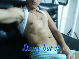 Dany_hot_x