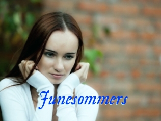 Junesommers