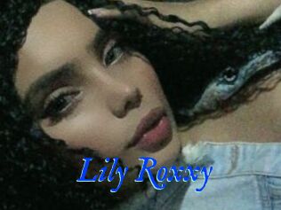 Lily_Roxxy