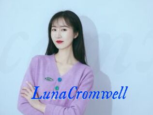 LunaCromwell