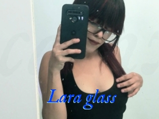 Lara_glass