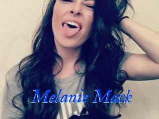 Melanie_Mack