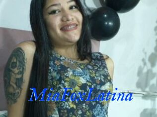 MiaFoxLatina