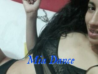 Mia_Dance