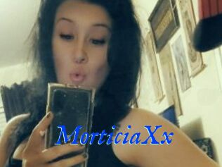 MorticiaXx