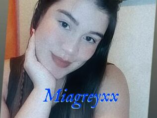 Miagreyxx