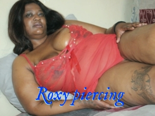 Roxy_piercing