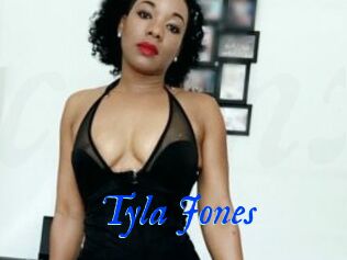 Tyla_Jones